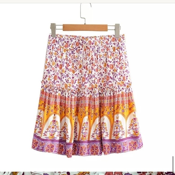 Boho coordinated printed mini skirt ser sz Lg floral pattern - Picture 4 of 11